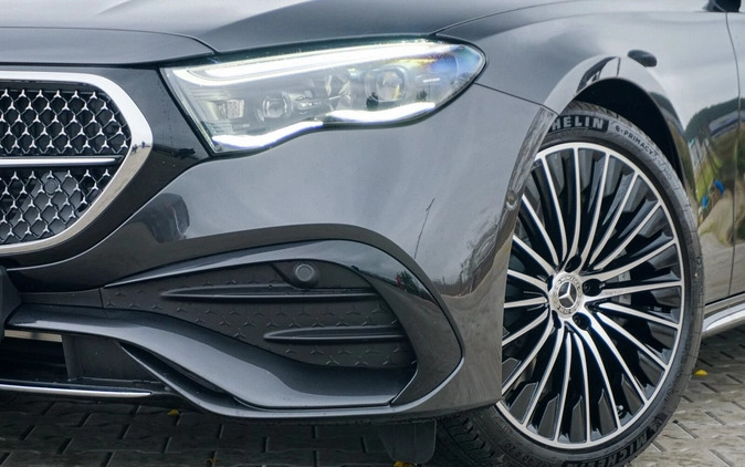 Mercedes-Benz Klasa E cena 409900 przebieg: 1, rok produkcji 2023 z Skarszewy małe 121